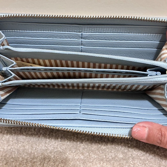 Kate spade Leather Long Zip around Wallet - Picture 5 of 7